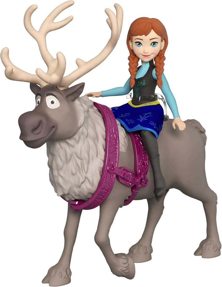 Mattel DISNEY The Ice Queen Anna & Sven - păpușă și figurină animal, inspirată de personajele animate, membre mobile, fustă și pelerină detașabile, pentru copii de la 3 ani, HLX03 Papusi Naty Shop
