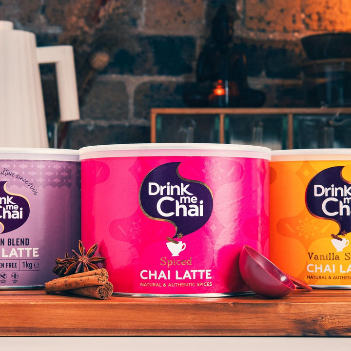 Drink Me Chai Spiced Chai Latte 1 kg (pachet de 1) - doar adaugă apă, pudră Chai Latte (50 porții)