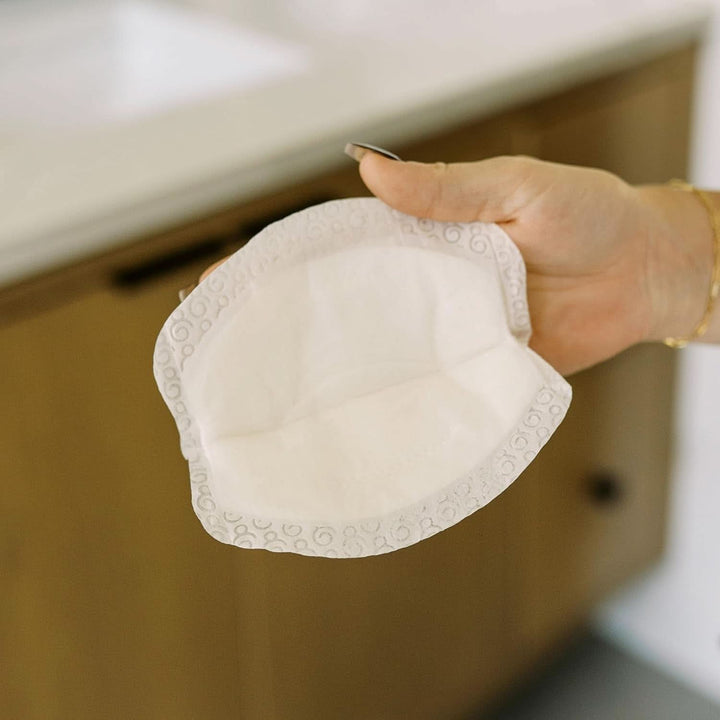Discuri de unica folosinta, absorbante, negre, 60 bucati Accesorii Hrana si Alaptare Bebe Naty Shop