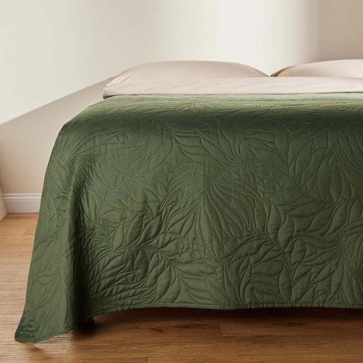 ESSEX - Cuvertură de pat 200 X 220 cm, ideală pentru dormitor, cuvertură de pat moale și confortabilă, matlasare modernă - Botanică, verde Paturi si Cuverturi Besuche den ESSEX-Store