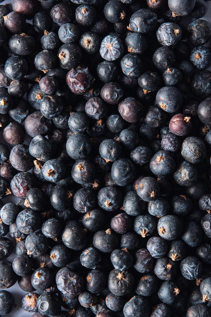 Biojoy fructe de ienupăr bio (250 g), uscate și întregi, fără aditivi (Juniperus communis) Produse deshidratate Naty Shop