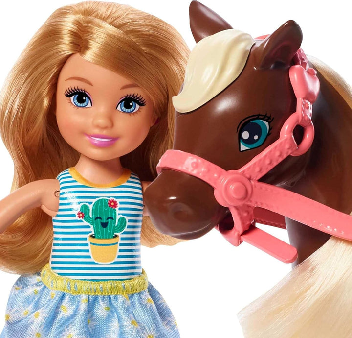 Barbie GHV78 - Club Chelsea Playset cu păpușă și cal, aprox. 15 cm, blondă, cu modă și accesorii, jucărie cadou pentru copii de la 3 la 7 ani Papusi Naty Shop