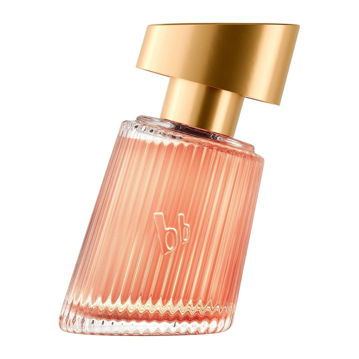 Bruno Banani Magnetic Woman Eau De Parfum, Parfum Captivant pentru Femei, Parfum Gurmand Chihlimbar cu Formulă Vegană, Extra Durată, 30 ml