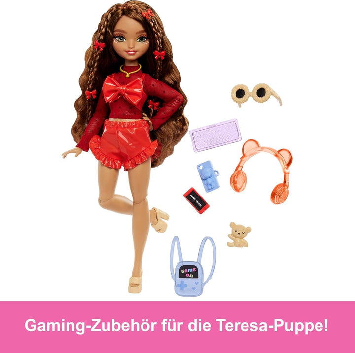 Păpușă Barbie Dream Besties și accesorii, păpușă de modă Teresa mobilă cu păr castaniu și agrafe de păr, 10 bucăți temă jocuri video, HYC23 Papusi Naty Shop