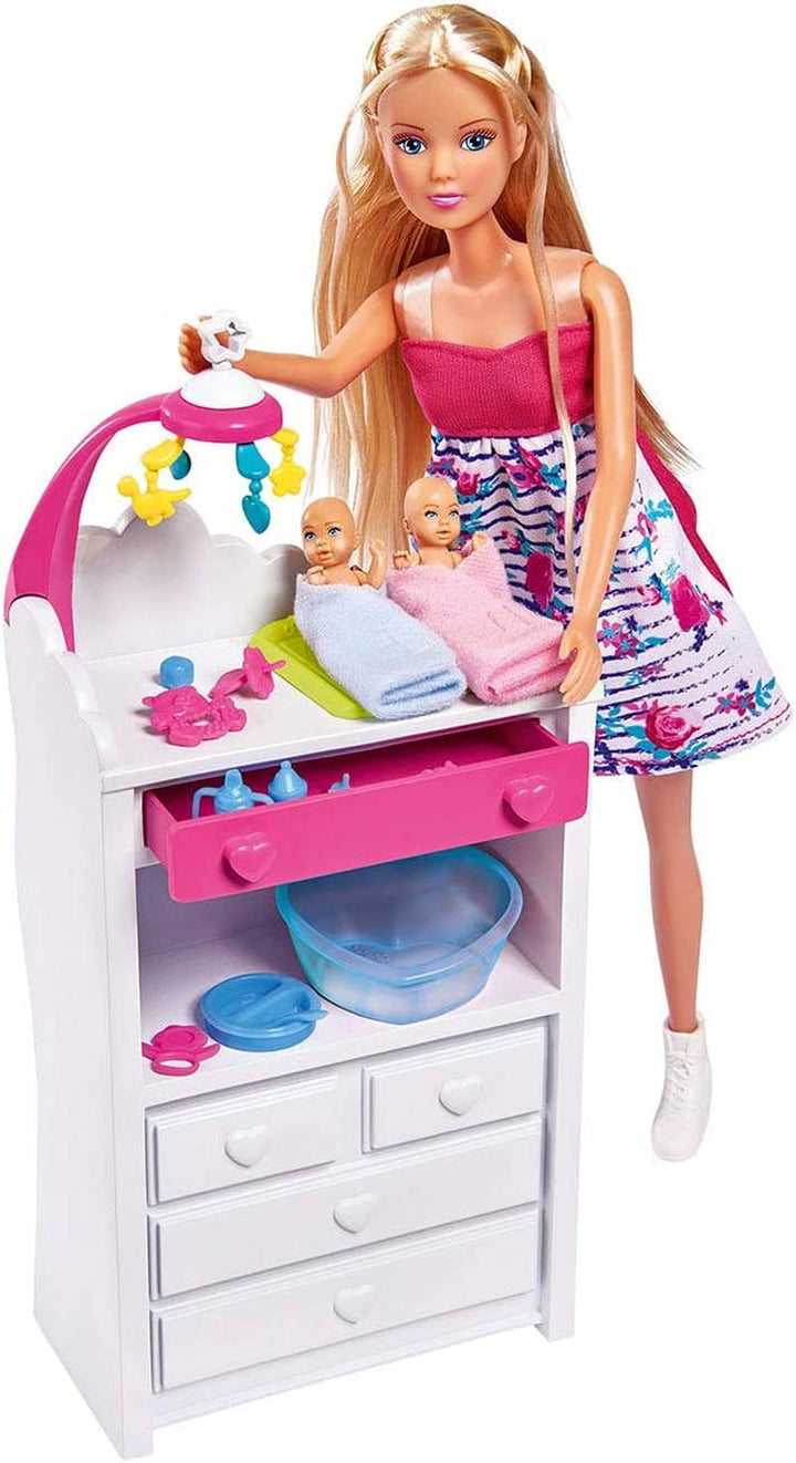 Simba 105733333 - Steffi Love Welcome Twins, Păpușă însărcinată, Cu gemeni, Cu masă de schimbat și cadă, Accesoriu, Păpușă de îmbrăcat, 29Cm, Pentru copii de la 3 ani în sus Papusi Naty Shop Singur