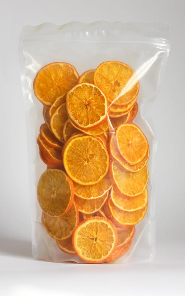 QISU | Felii de portocale uscate în vid 200 g (calitate liofilizată) | Pentru produse de patiserie, cocktailuri, ceai, vin fiert, decorațiuni | 100% portocale, fără zahăr adăugat Produse deshidratate Naty Shop 200 G